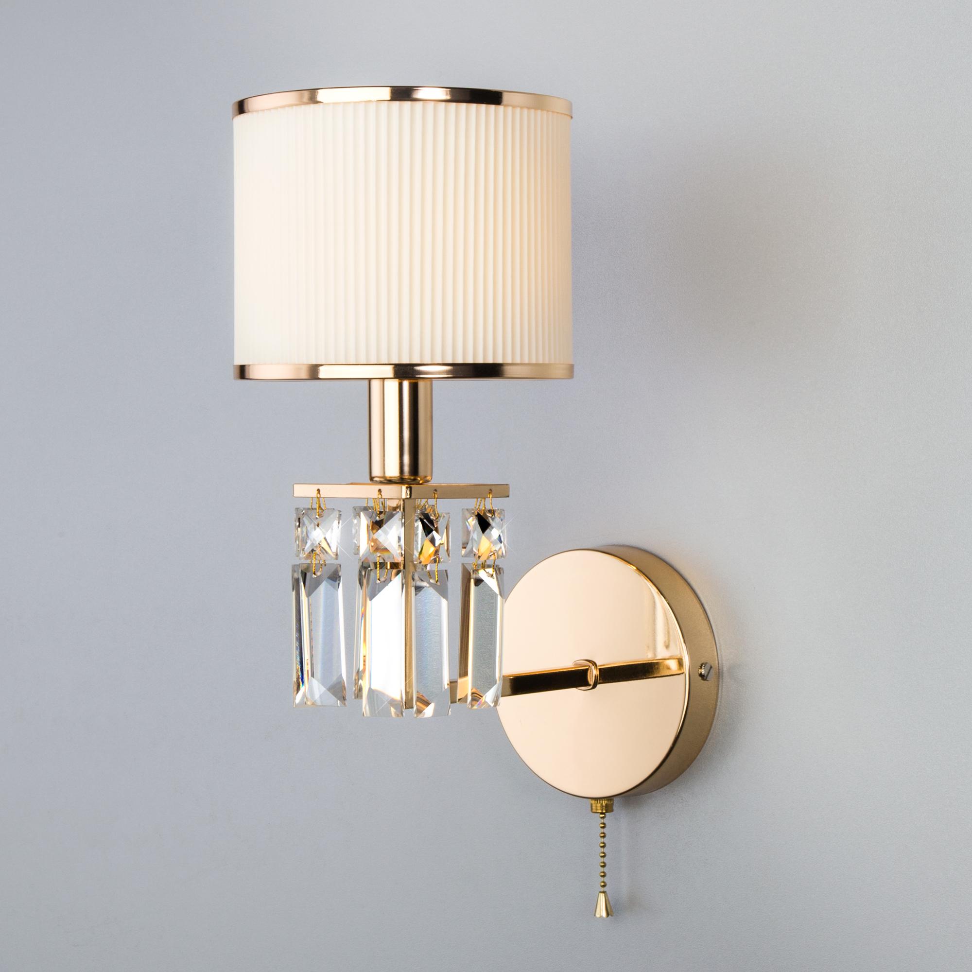 Настенный светильник с абажуром Eurosvet 10129/1 золото