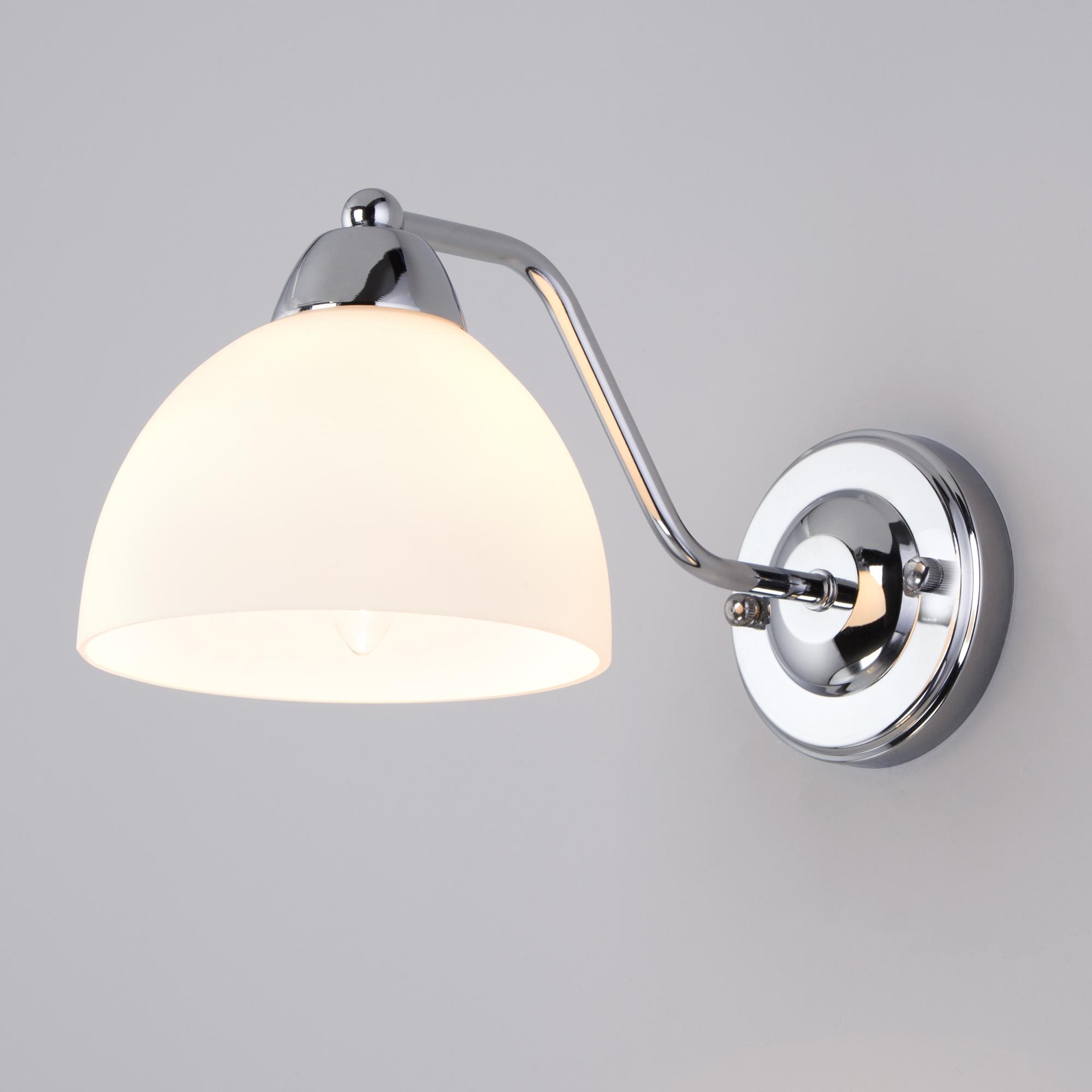 Бра со стеклянным плафоном Eurosvet 30172/1 хром