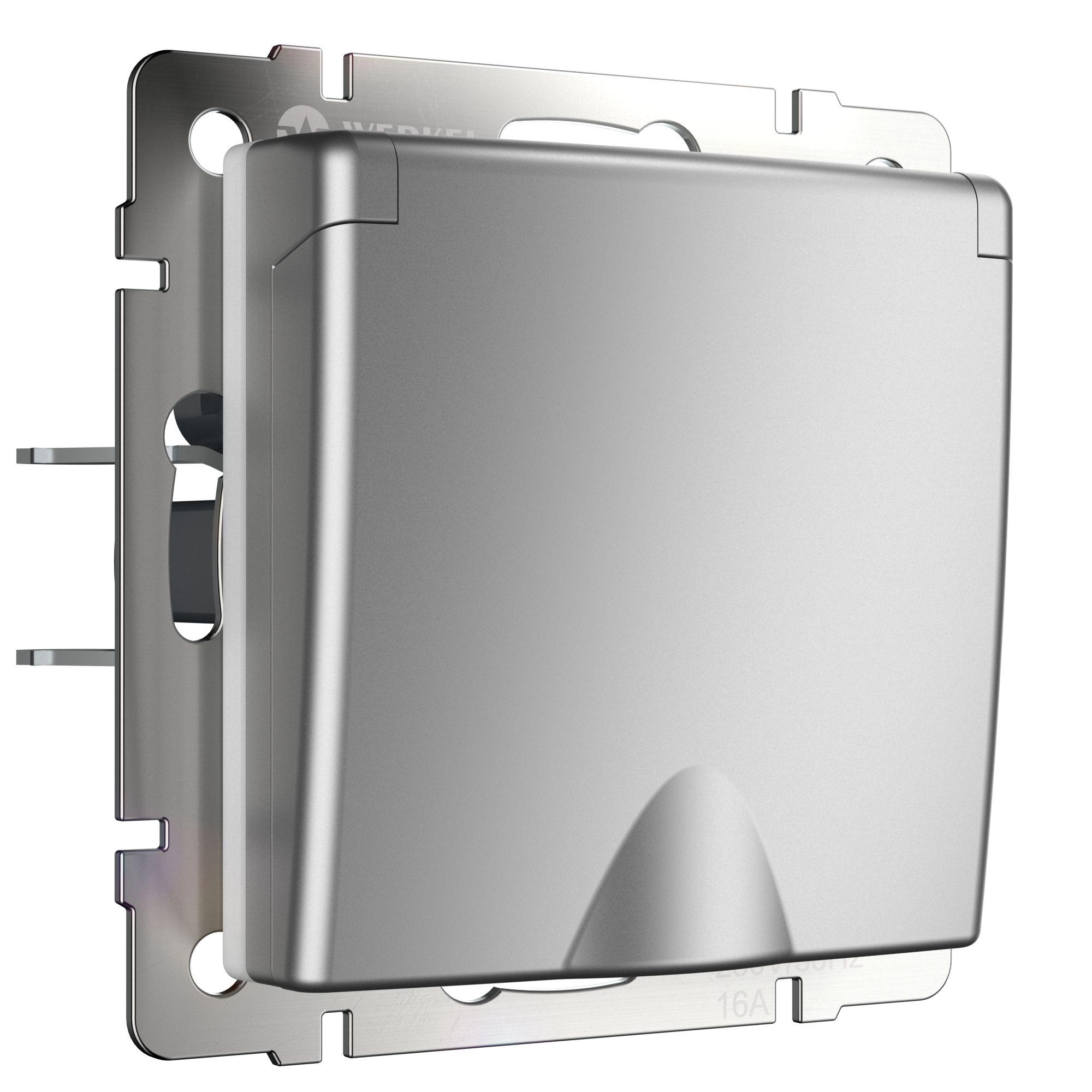Розетка влагозащищенная с заземлением. защитной крышкой и шторками серебряный Werkel W1171206