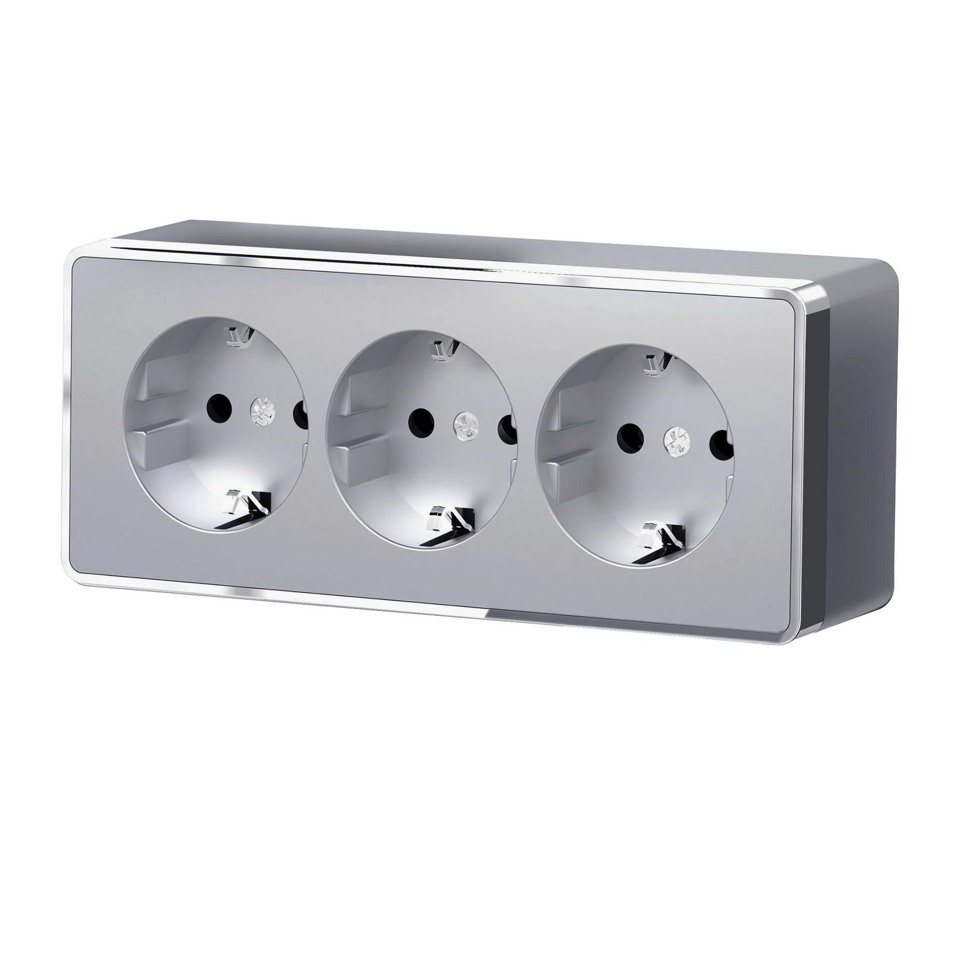 Розетка тройная с заземлением и шторками Gallant серебряный Werkel W5073106