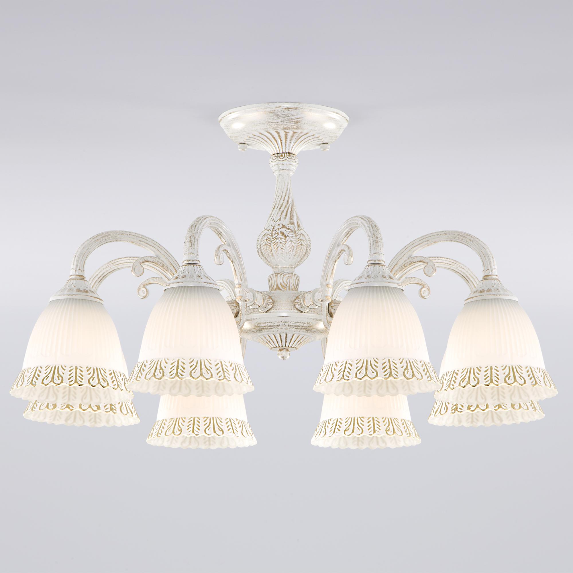 Классическая люстра со стеклянными плафонами Eurosvet 60107/8 белый с золотом